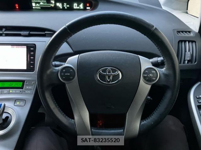 Toyota PRIUS 2015-03 6673221-9
