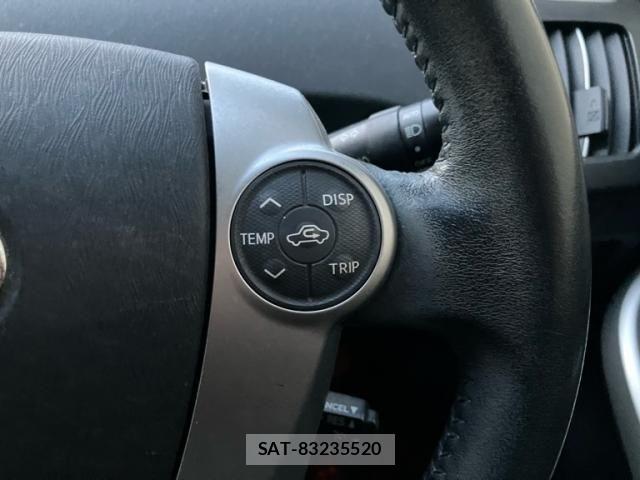 Toyota PRIUS 2015-03 6673221-11