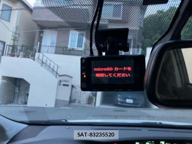 Toyota PRIUS 2015-03 6673221-14