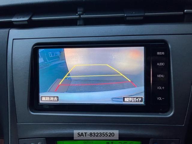 Toyota PRIUS 2015-03 6673221-16