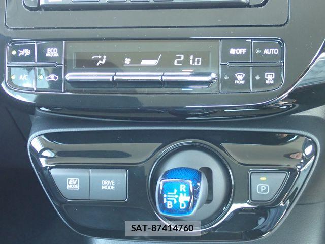 Toyota PRIUS 2022-10 6673176-11