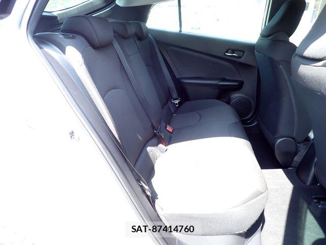Toyota PRIUS 2022-10 6673176-17
