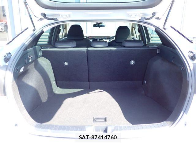 Toyota PRIUS 2022-10 6673176-18