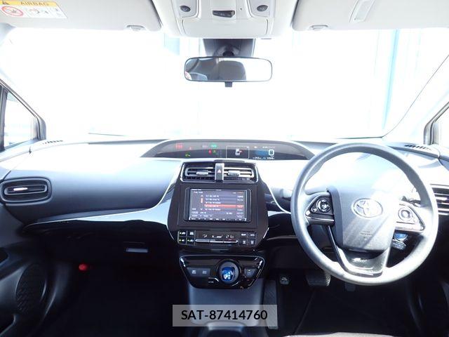 Toyota PRIUS 2022-10 6673176-1