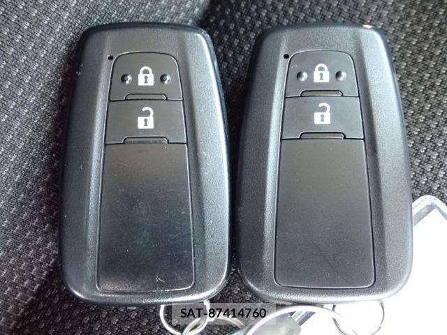 Toyota PRIUS 2022-10 6673176-20