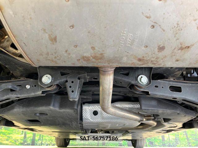 Toyota PRIUS 2015-12 6673190-18