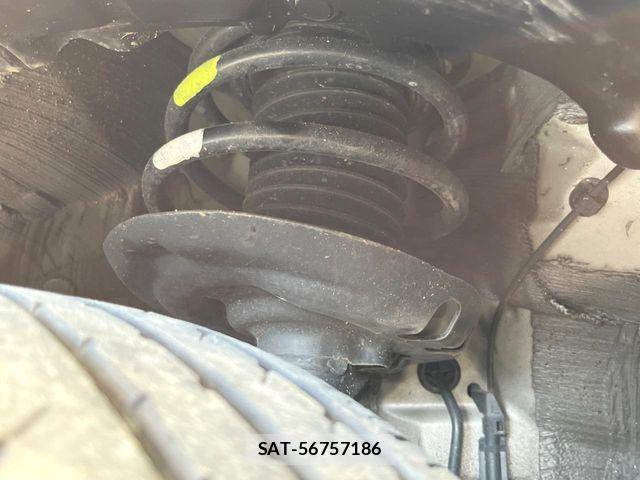 Toyota PRIUS 2015-12 6673190-19