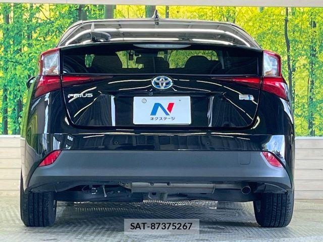 Toyota PRIUS 2019-07 6673177-14