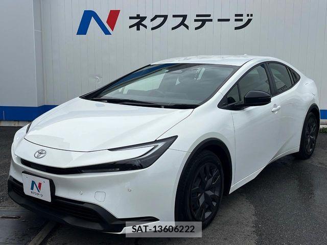Toyota PRIUS 2023-06 6673168-16