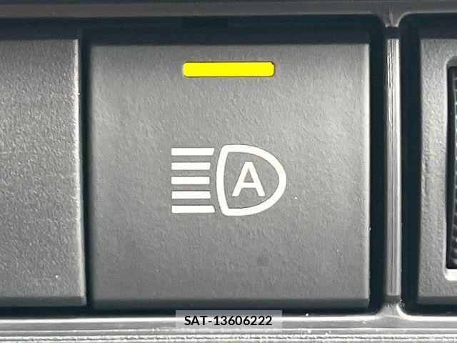 Toyota PRIUS 2023-06 6673168-6