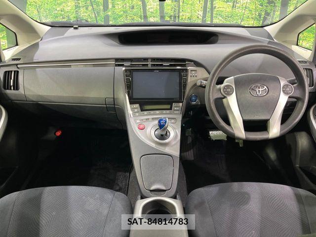 Toyota PRIUS 2015-03 6673208-1