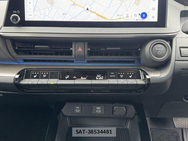 Toyota PRIUS 2023-06 6673159-18