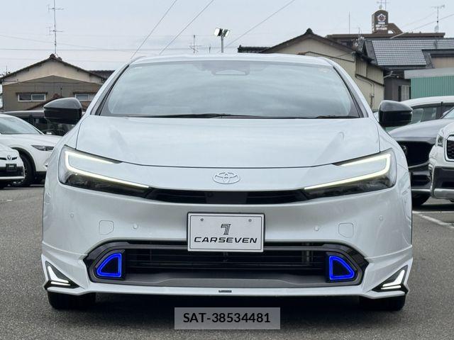 Toyota PRIUS 2023-06 6673159-2