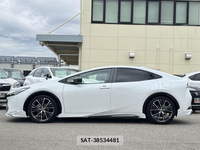 Toyota PRIUS 2023-06 6673159-8