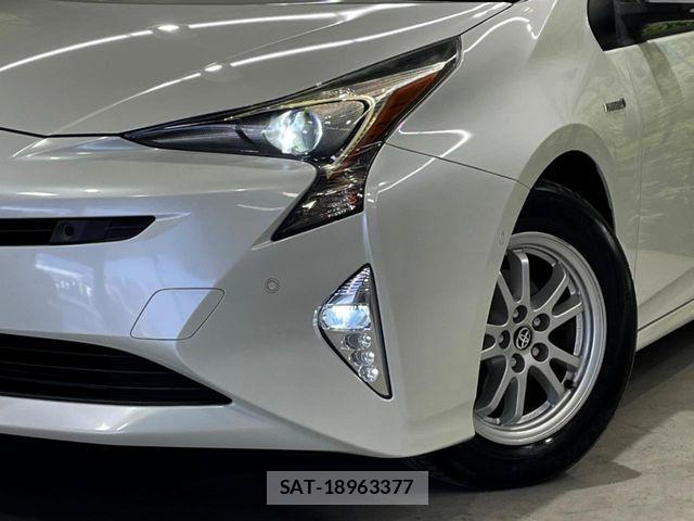 Toyota PRIUS 2016-06 6673199-16