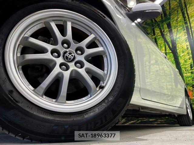 Toyota PRIUS 2016-06 6673199-17