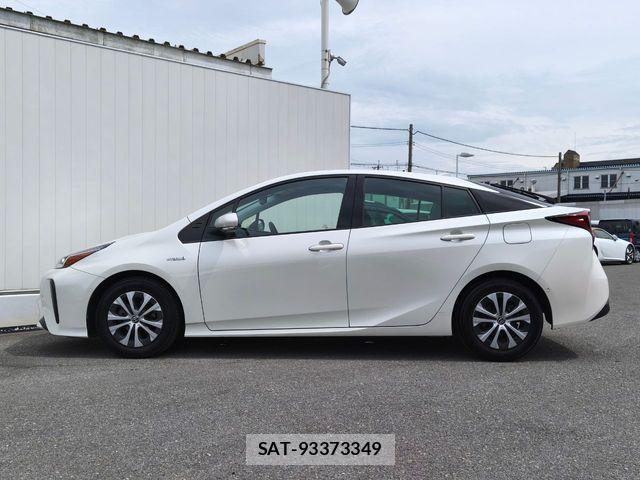 Toyota PRIUS 2019-11 6673180-21