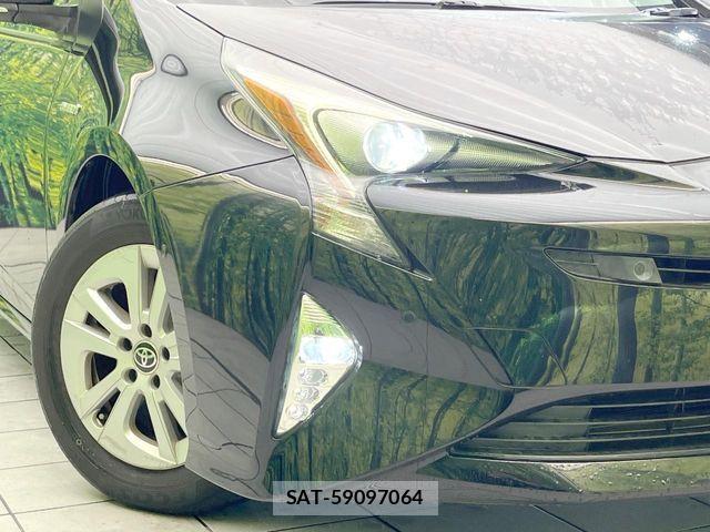 Toyota PRIUS 2018-01 6673192-11