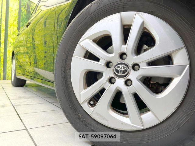 Toyota PRIUS 2018-01 6673192-12