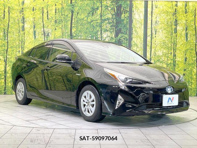 Toyota PRIUS 2018-01 6673192-15