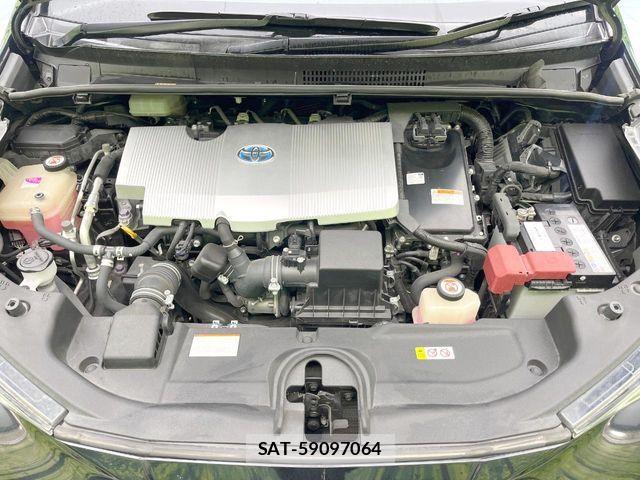 Toyota PRIUS 2018-01 6673192-17