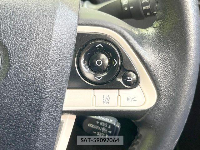 Toyota PRIUS 2018-01 6673192-5