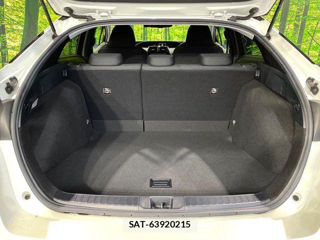 Toyota PRIUS 2017-10 6673196-9