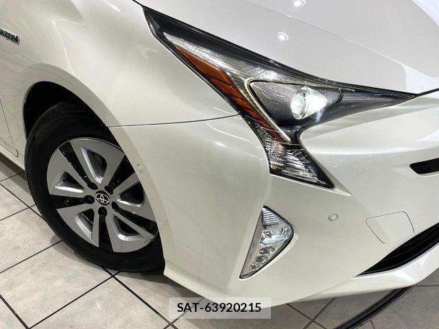 Toyota PRIUS 2017-10 6673196-11
