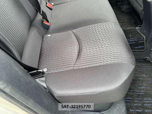 Toyota PRIUS 2017-12 6677546-21