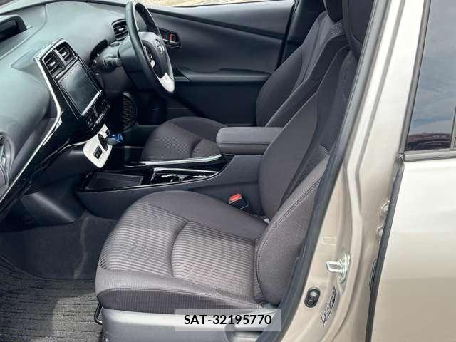 Toyota PRIUS 2017-12 6677546-25