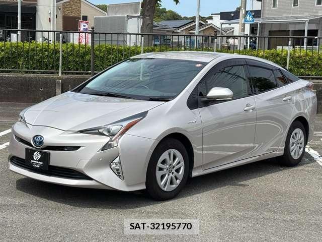 Toyota PRIUS 2017-12 6677546-4