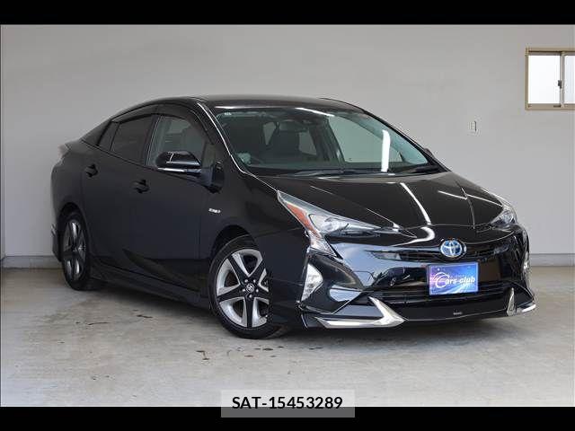 Toyota PRIUS 2015-12 6677533-1