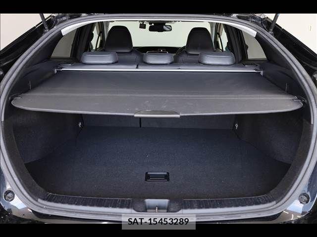 Toyota PRIUS 2015-12 6677533-19