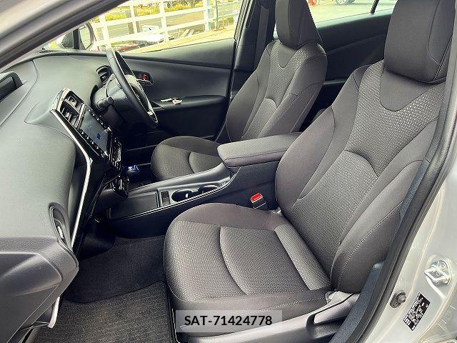 Toyota PRIUS 2022-11 6677532-18