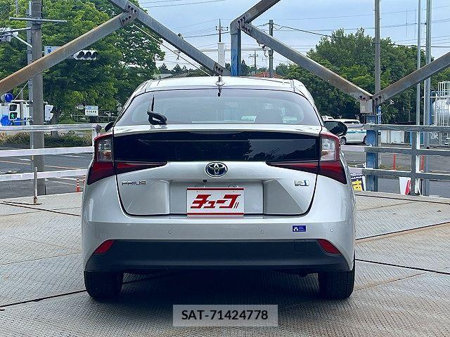 Toyota PRIUS 2022-11 6677532-22