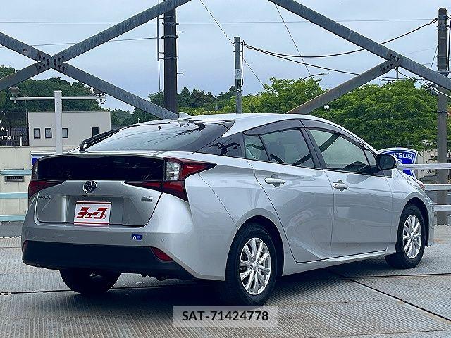 Toyota PRIUS 2022-11 6677532-2