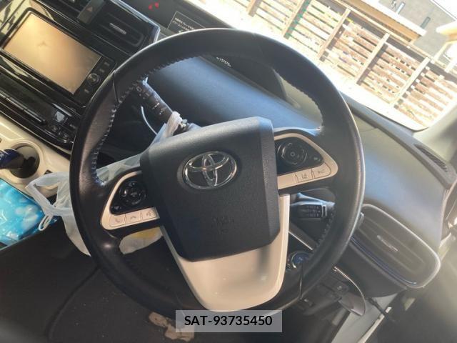 Toyota PRIUS 2018-07 6677565-11