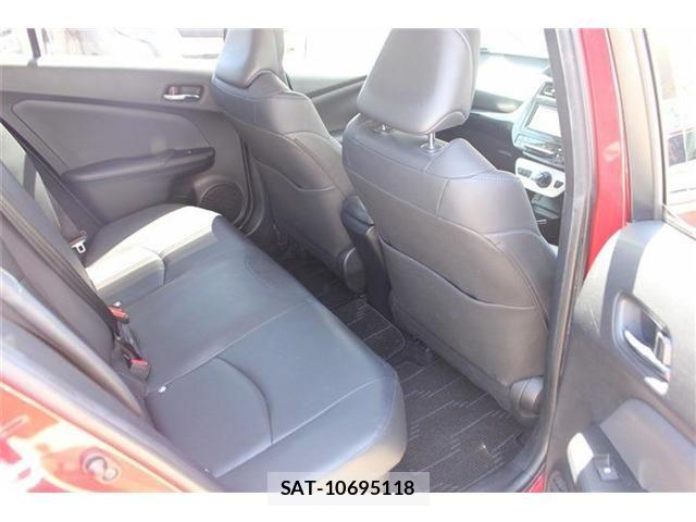 Toyota PRIUS 2018-03 6677556-27