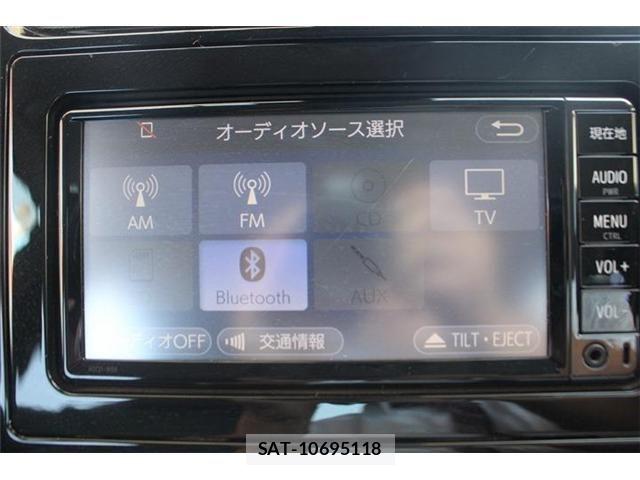 Toyota PRIUS 2018-03 6677556-3