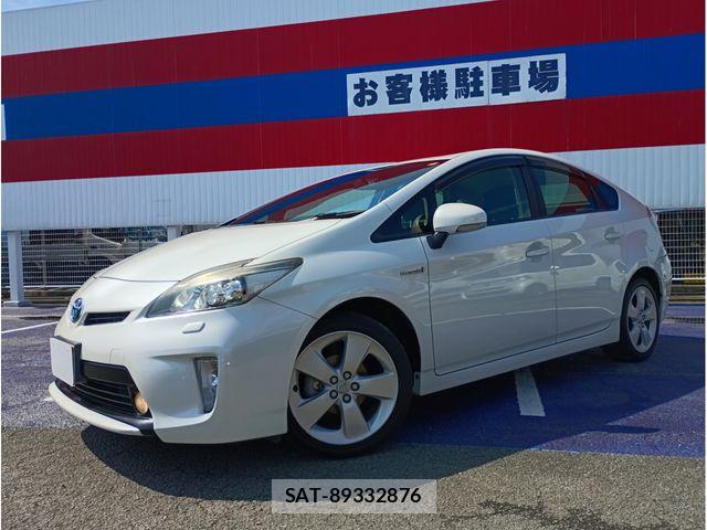 Toyota PRIUS 2015-12 6677566-0