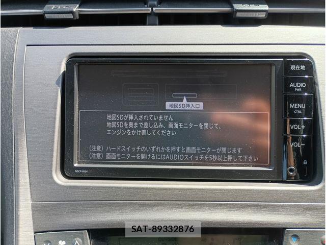 Toyota PRIUS 2015-12 6677566-10