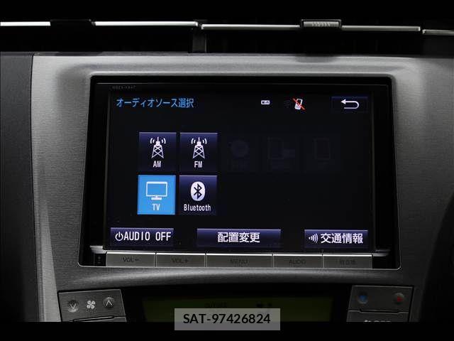 Toyota PRIUS 2015-10 6677561-5