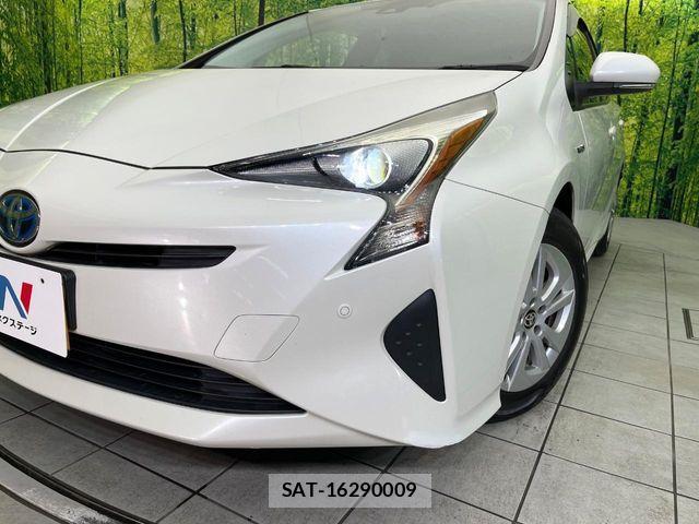 Toyota PRIUS 2018-04 6677555-11