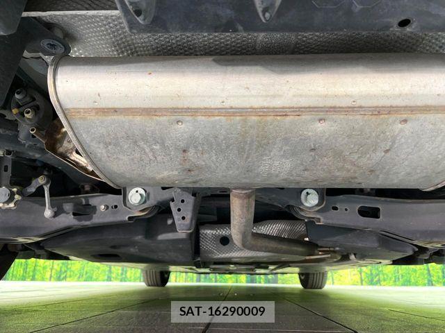 Toyota PRIUS 2018-04 6677555-18