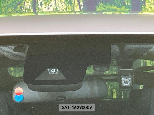 Toyota PRIUS 2018-04 6677555-6