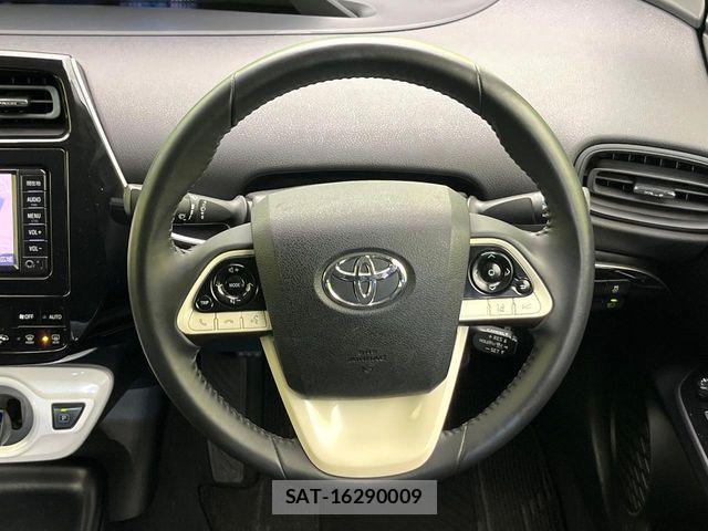 Toyota PRIUS 2018-04 6677555-7