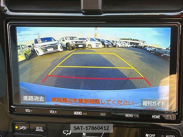 Toyota PRIUS 2021-02 6677531-10