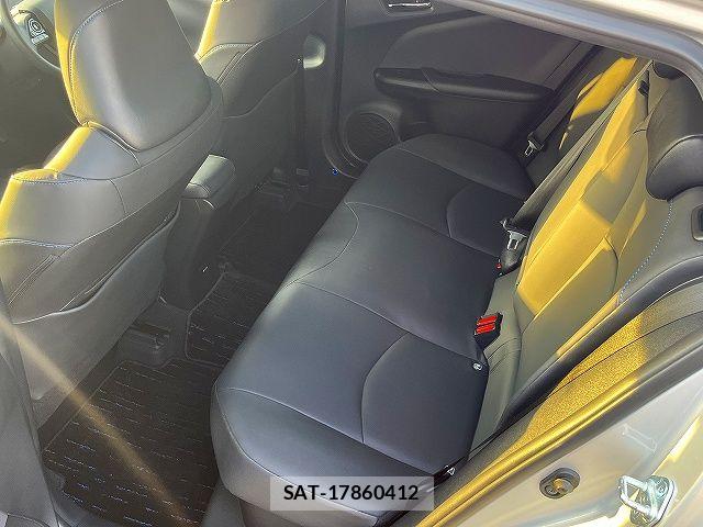 Toyota PRIUS 2021-02 6677531-12