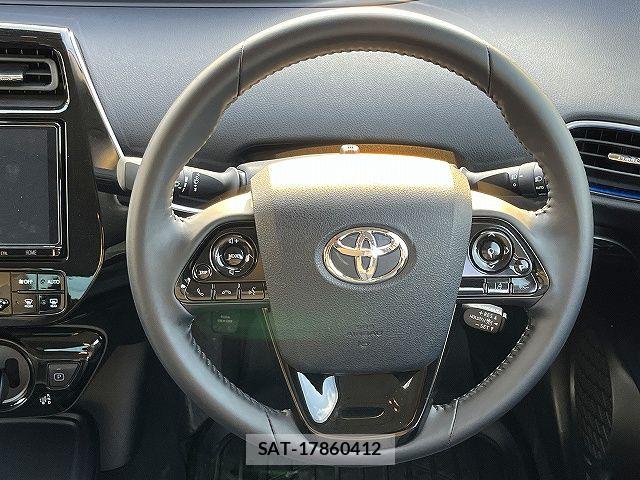 Toyota PRIUS 2021-02 6677531-13