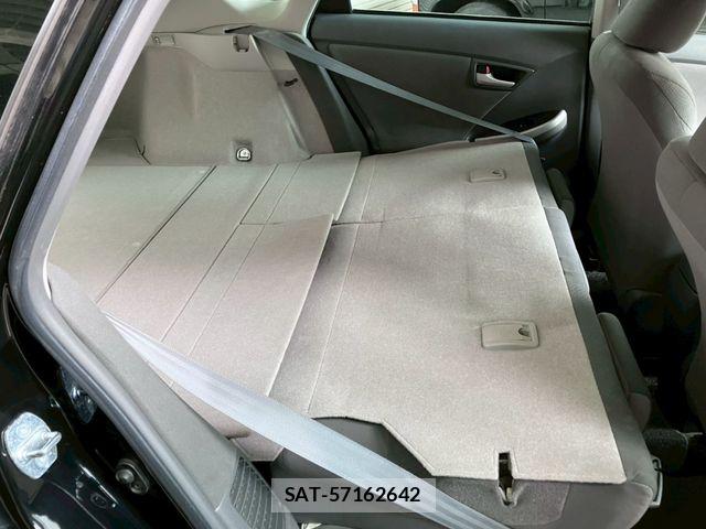 Toyota PRIUS 2010-06 6677568-17